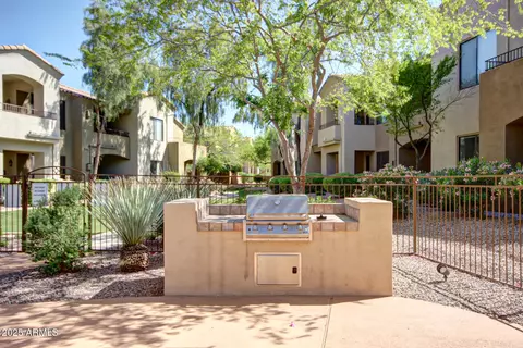 Exterior - 3131 E Legacy Dr #2018, Phoenix, AZ 85042 photo 9 of 17