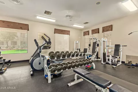 View/Area - 3131 E Legacy Dr #2018, Phoenix, AZ 85042 photo 2 of 4