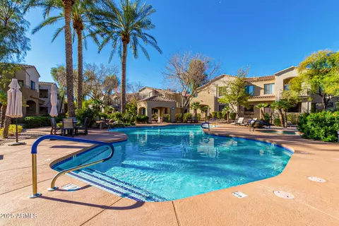 Exterior - 3131 E Legacy Dr #2018, Phoenix, AZ 85042 photo 13 of 17