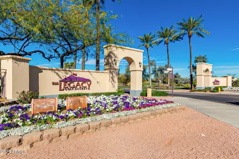 View/Area - 3131 E Legacy Dr #2018, Phoenix, AZ 85042 photo 4 of 4