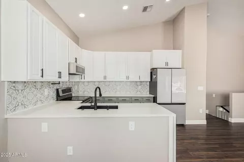 439 N Cobblestone St, Gilbert, AZ 85234 photo 19