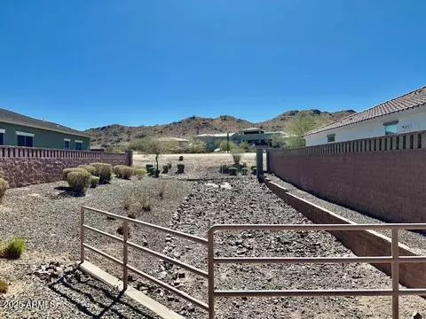 Exterior - 3914 E Constance Way, Phoenix, AZ 85042 photo 8 of 12