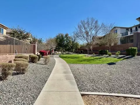Exterior - 3914 E Constance Way, Phoenix, AZ 85042 photo 11 of 12