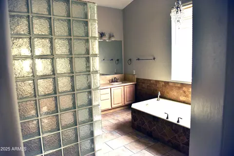 1490 W Laurel Ave, Gilbert, AZ 85233 photo 9