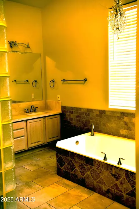 1490 W Laurel Ave, Gilbert, AZ 85233 photo 10