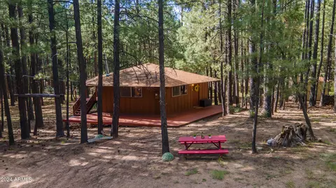 1423 Geode Dr, Forest Lakes, AZ 85931