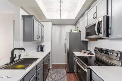 3830 E Lakewood Pkwy E #2042, Phoenix, AZ 85048