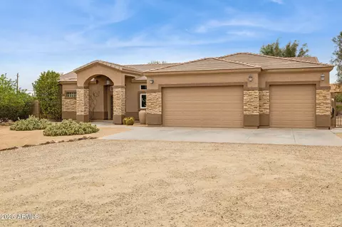 39520 N 1st St, Phoenix, AZ 85086