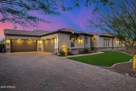 6328 W Fetlock Trl, Phoenix, AZ 85083