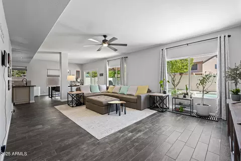 1345 S Corrine Dr, Gilbert, AZ 85296 photo 4