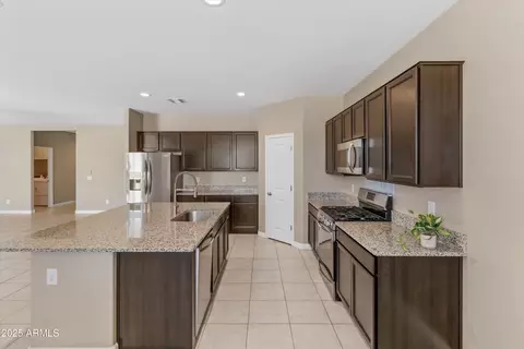 30382 W Vale Dr, Buckeye, AZ 85396 photo 12