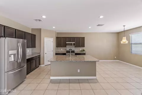 30382 W Vale Dr, Buckeye, AZ 85396 photo 8