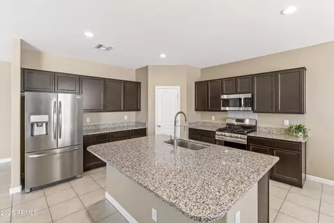 30382 W Vale Dr, Buckeye, AZ 85396 photo 11
