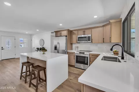 3517 E Hartford Ave, Phoenix, AZ 85032 photo 12