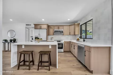 3517 E Hartford Ave, Phoenix, AZ 85032 photo 9