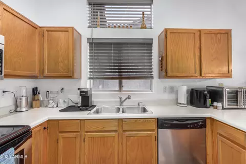 1569 E Princeton Ave, Gilbert, AZ 85234 photo 3