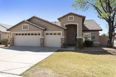 8455 W Shaw Butte Dr, Peoria, AZ 85345