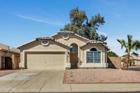 4804 W Topeka Dr, Glendale, AZ 85308