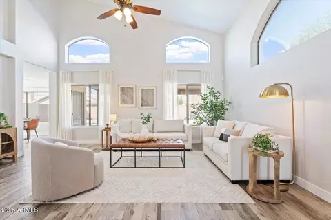 1728 E Barbarita Ave, Gilbert, AZ 85234
