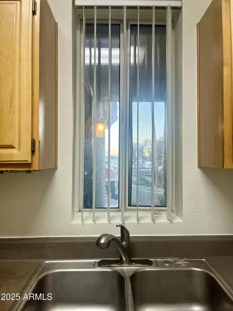 2929 W Yorkshire Dr #2121, Phoenix, AZ 85027