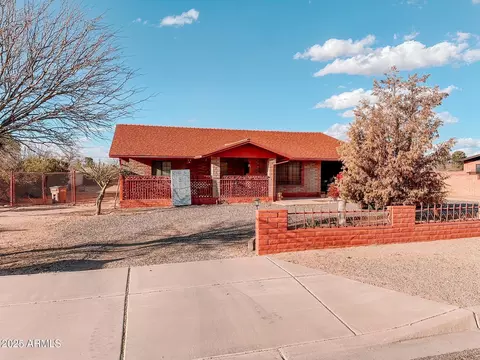 1860 E 21st St, Douglas, AZ 85607