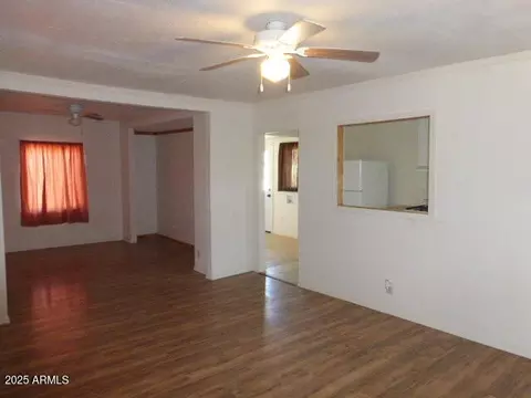Living - 443 W Ivanhoe Rd, Kearny, AZ 85137 photo 1 of 3