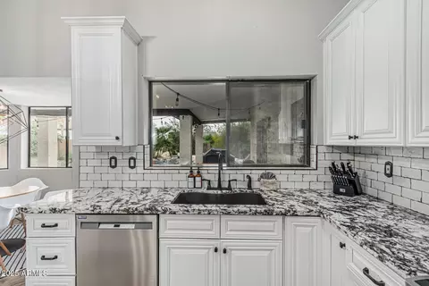 1134 E Le Marche Ave, Phoenix, AZ 85022 photo 28