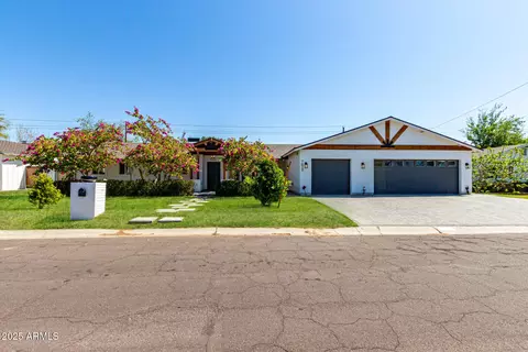 7017 N 13th Pl, Phoenix, AZ 85020