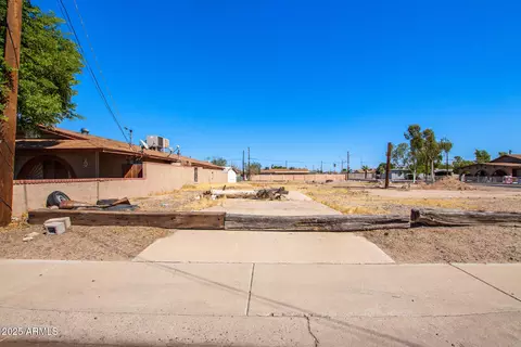 13513 N B St #18, El Mirage, AZ 85335