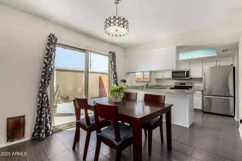 904 E Bendix Dr, Tempe, AZ 85283 photo 8