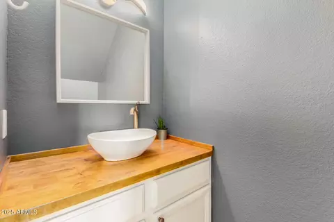 904 E Bendix Dr, Tempe, AZ 85283 photo 12