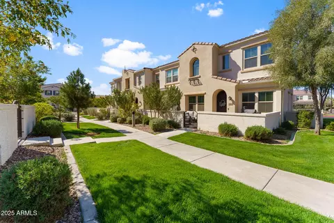 4077 S Sabrina Dr #23, Chandler, AZ 85248