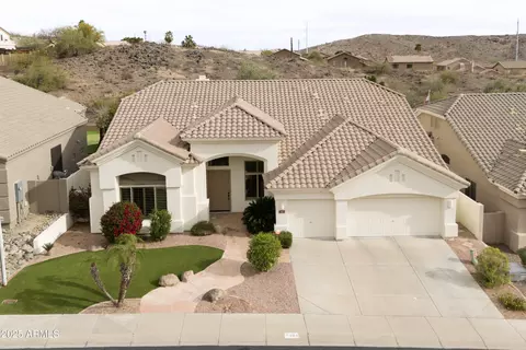 301 E Ashurst Dr, Phoenix, AZ 85048