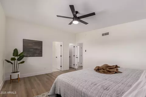 Bedroom - 3939 E Sahuaro Dr, Phoenix, AZ 85028 photo 4 of 5