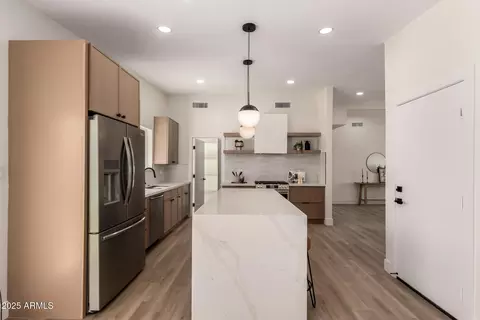 Kitchen - 3939 E Sahuaro Dr, Phoenix, AZ 85028 photo 3 of 3