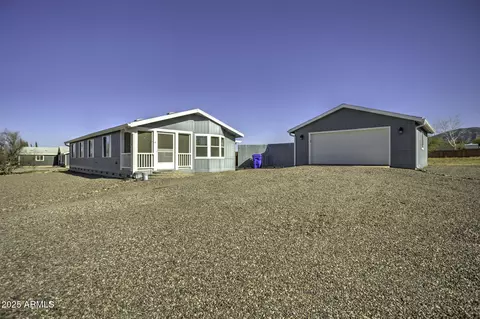 5274 E Polly Dr, Hereford, AZ 85615