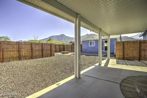 5274 E Polly Dr, Hereford, AZ 85615 photo 9