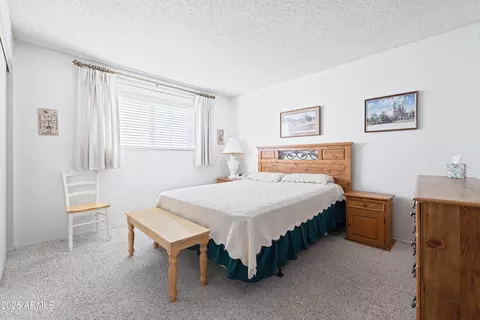 Bedroom - 5525 E Thomas Rd #N5, Phoenix, AZ 85018 photo 1 of 3