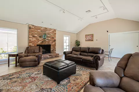 Other - 5525 E Thomas Rd #N5, Phoenix, AZ 85018 photo 3 of 5