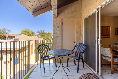 Exterior - 5525 E Thomas Rd #N5, Phoenix, AZ 85018 photo 1 of 6