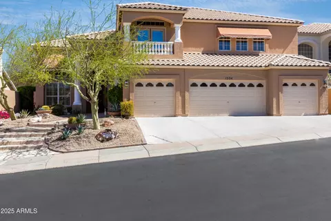 Exterior - 1334 E Voltaire Ave, Phoenix, AZ 85022 photo 2 of 7