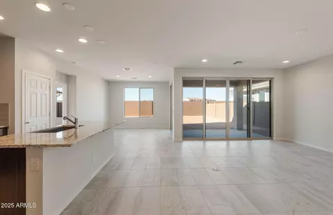 Living - 1272 W Treasure Trl, Apache Junction, AZ 85120 photo 1 of 5