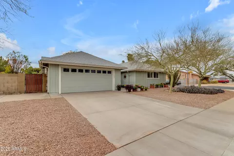5165 E Tunder Dr, Phoenix, AZ 85044