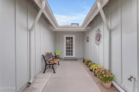 5165 E Tunder Dr, Phoenix, AZ 85044 photo 5