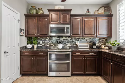 2512 E Vermont Dr, Gilbert, AZ 85295