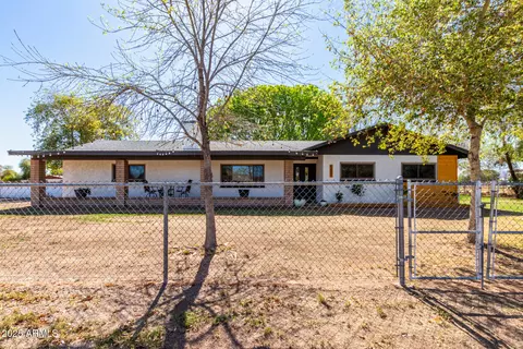 6407 W Fremont Rd, Laveen, AZ 85339
