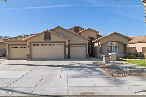 859 E Teakwood Dr, Chandler, AZ 85249