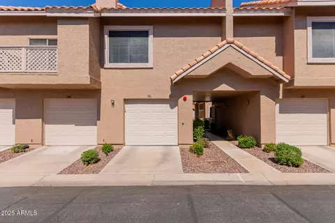 1633 E Lakeside Dr #106, Gilbert, AZ 85234 photo 1