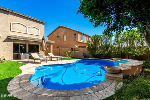 Exterior - 3535 E Crescent Way, Gilbert, AZ 85298 photo 2 of 4