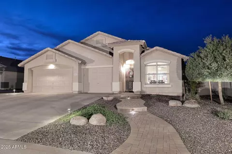 10410 W Patrick Ln, Peoria, AZ 85383